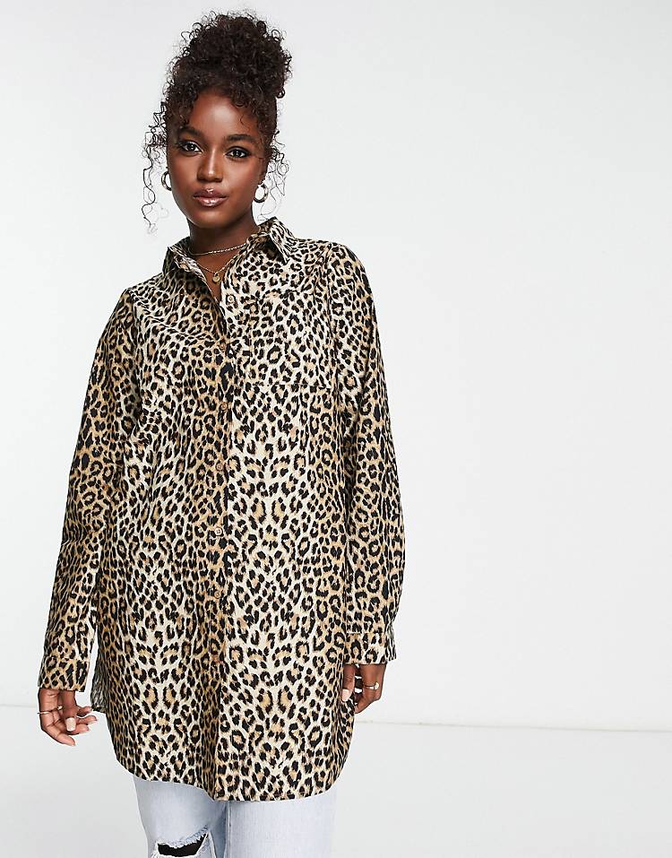 Pieces longline shirt in leopard print